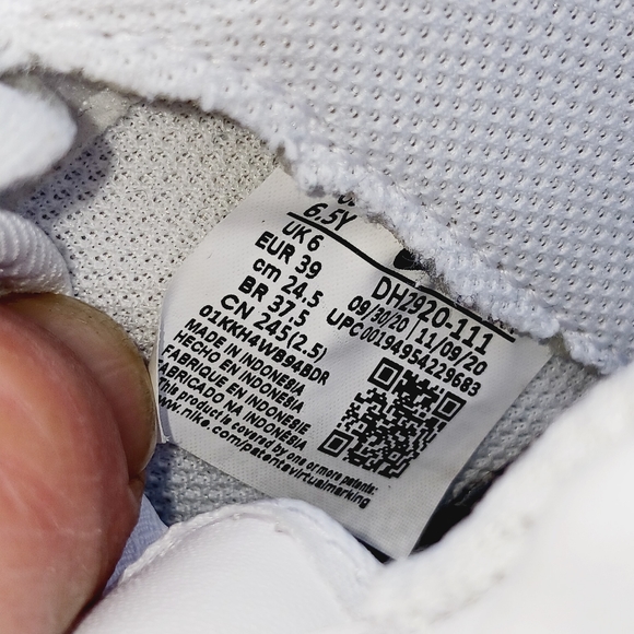 Nike Air Force 1 07 LV8 Streetwear/Lifestyle Shoes Size 6.5 Youth/8 Women - Picture 9 of 9